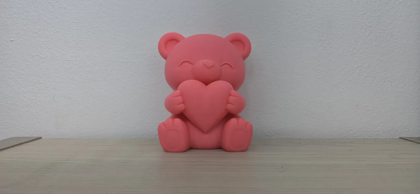Gấu Teddy Valentine Ngọt Ngào Cầm Trái Tim - Image 1