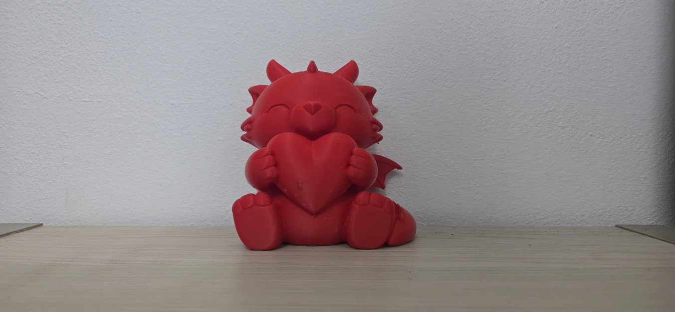 Tượng Rồng Valentine Dễ Thương ôm Trái Tim - Image 1