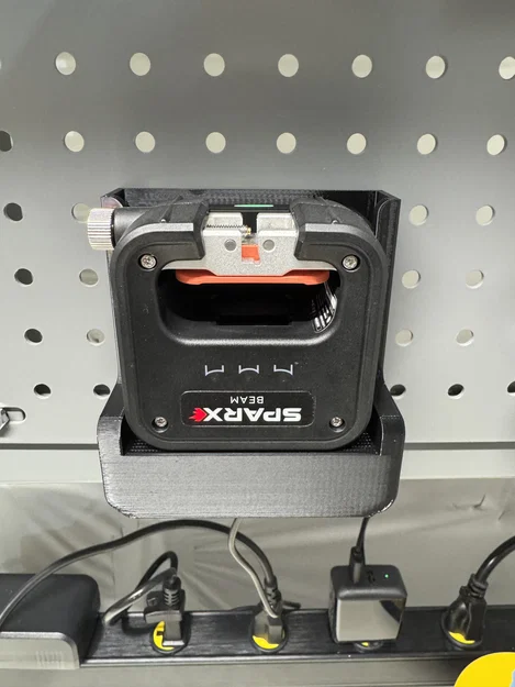 Giá gắn Pegboard cho Sparx BEAM - Image 1