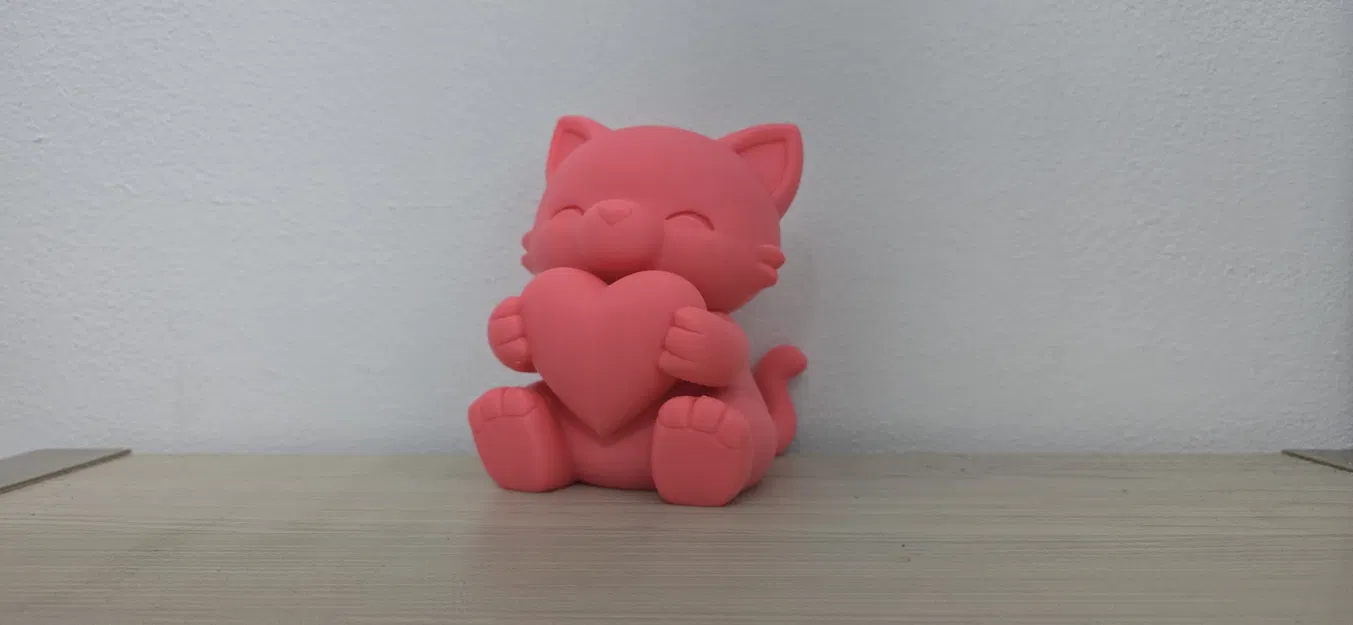 Tượng Mèo Kitty Dễ Thương Valentine Cầm Trái Tim - Image 1