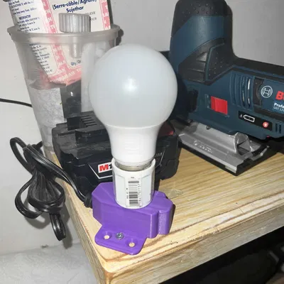 Giá treo tường cho dây nối dài 110V