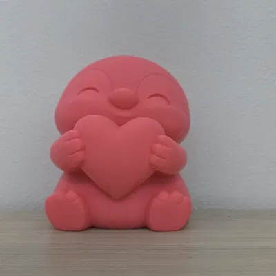Tượng Chim Cánh Cụt Valentine Dễ Thương Cầm Trái Tim
