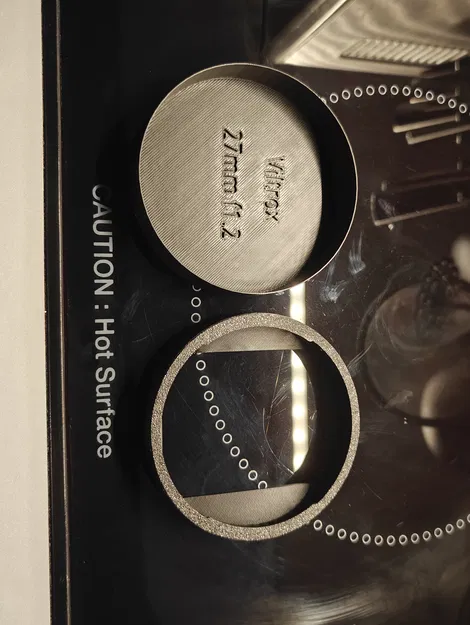 Viltrox 27mm F1.2 Squarehood - Image 6