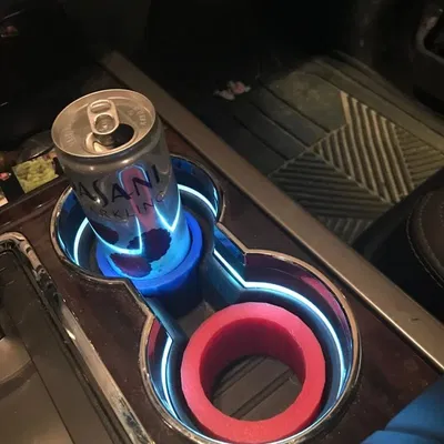 Đế chuyển khay để ly xe hơi cho Red Bull / Dasani