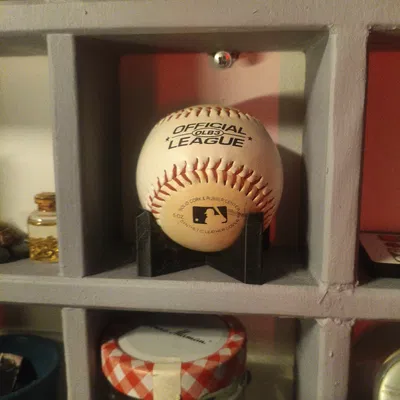 Đế Trưng Bày Bóng Chày (Baseball Display Stand)