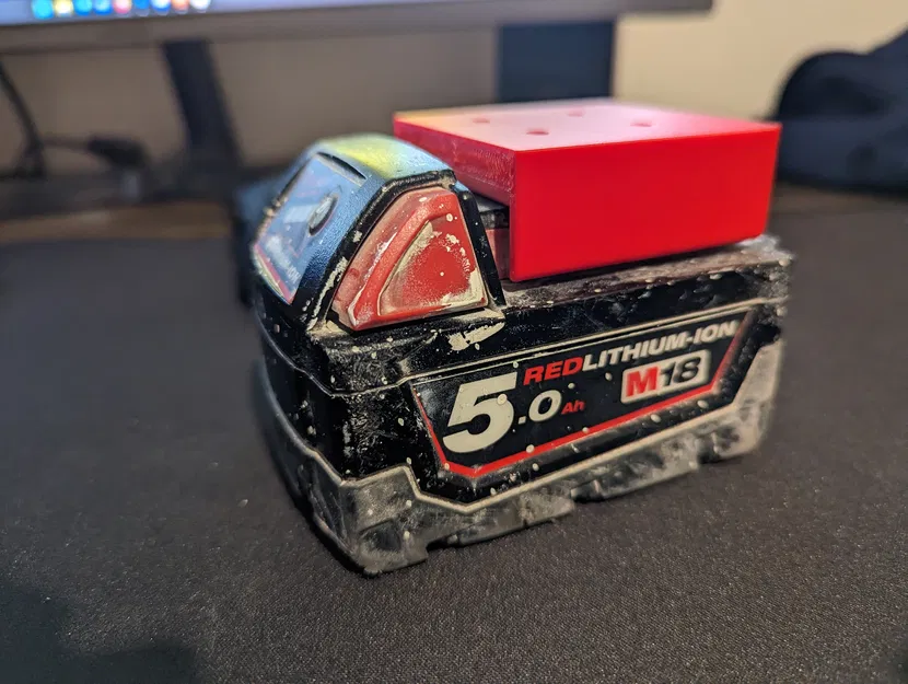 Giá đỡ pin Milwaukee M18 (không clip) - Image 2