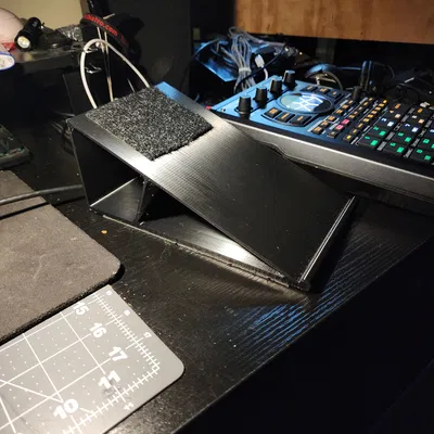 Stand cho Roland SP-404 mk2 (sp404 mk2 stand)