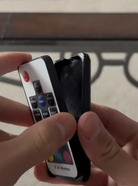 Kệ giữ công tắc đèn LED (Nam châm) - Image 2