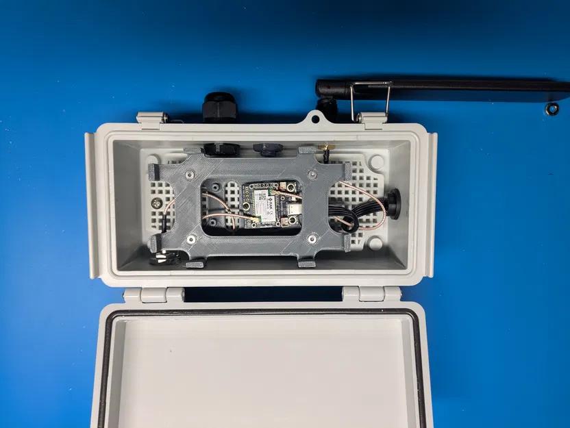 Bracket gắn Solar cho RAK19003/RAK19007 + Battery Tray - Image 2