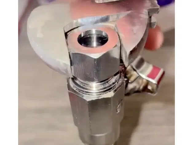 Nút bịt Compression Fit 3/8 inch - Image 1