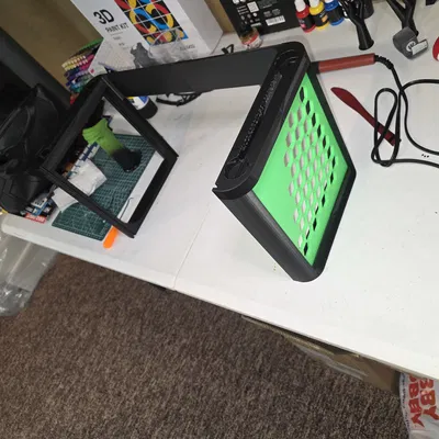 Remix Honeycomb Riser SunluS4 phù hợp cả hai kiểu chân