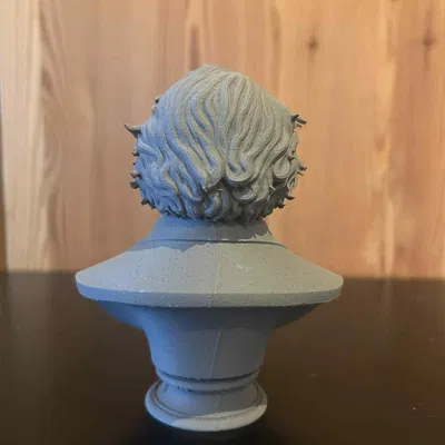 Johannes Brahms – Tượng bán thân