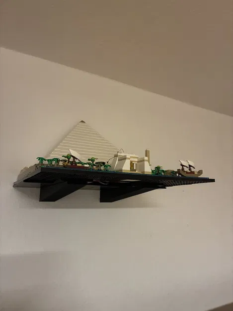 Giá treo tường cho Lego Cheops Pyramid - Image 1