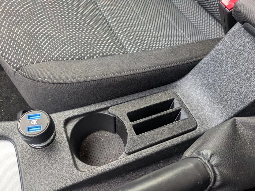 Skoda Octavia 3: Insert khay để ly giữ 2 điện thoại (double phone holder) - Image 2