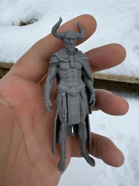 Satan phòng gym có sừng (Fitness gym Satan with horns) - Image 1