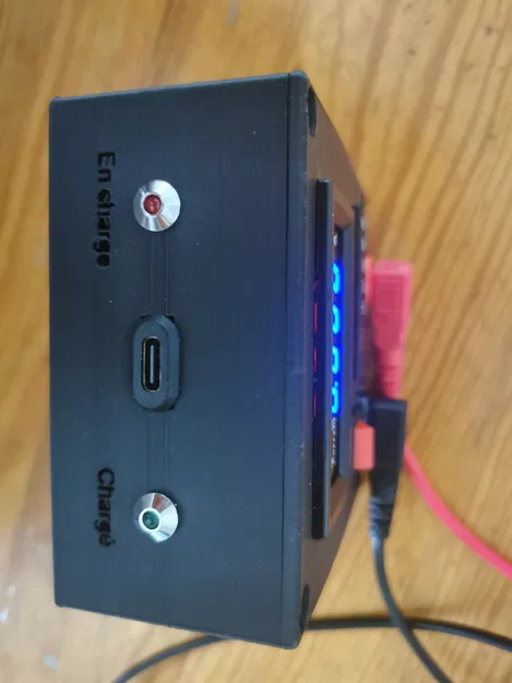 Bộ test LED dùng pin (Voltmeter + Ammeter) – USB-C sạc - Image 2