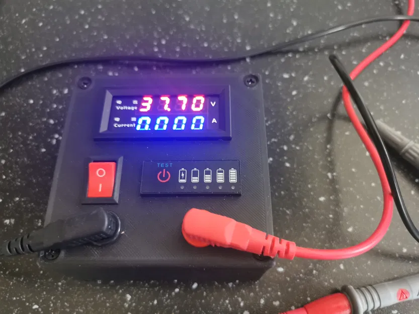 Bộ test LED dùng pin (Voltmeter + Ammeter) – USB-C sạc - Image 4