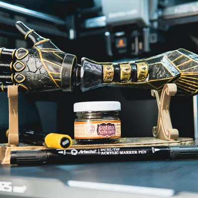 Cánh tay của Gustave - Clair Obscur Expedition 33