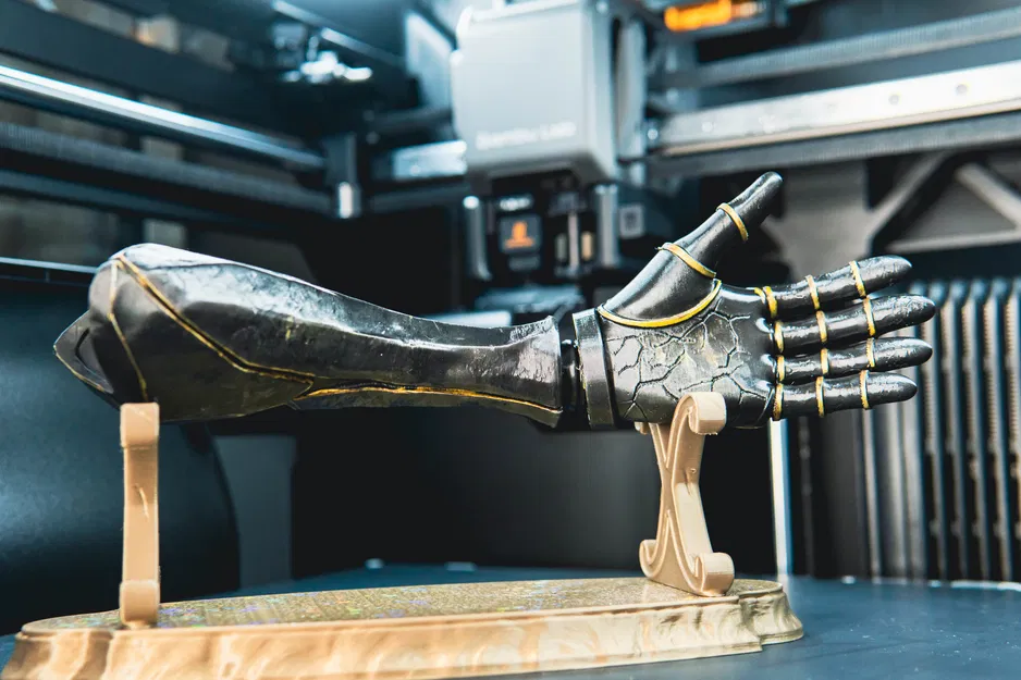 Cánh tay của Gustave - Clair Obscur Expedition 33 - Image 6