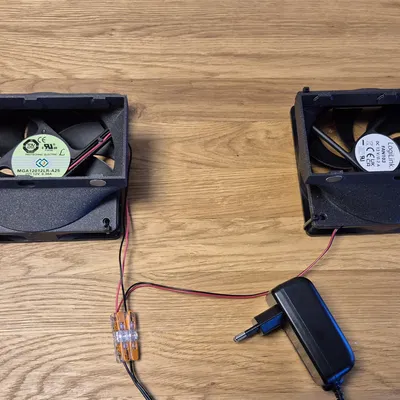 Heizkörper Lüfter – Giá đỡ gắn quạt 120mm dưới radiator bằng nam châm