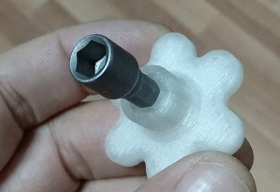 Giá đỡ bit (Držák na bity) - Image 1