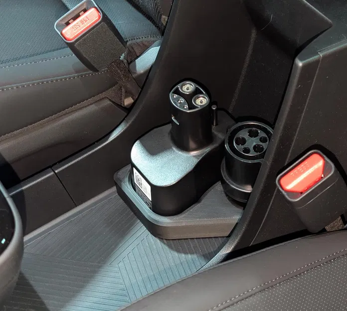 Holder NACS Adapters (CCS & J1772) cho Hyundai Ioniq 5 2025+ - Image 1