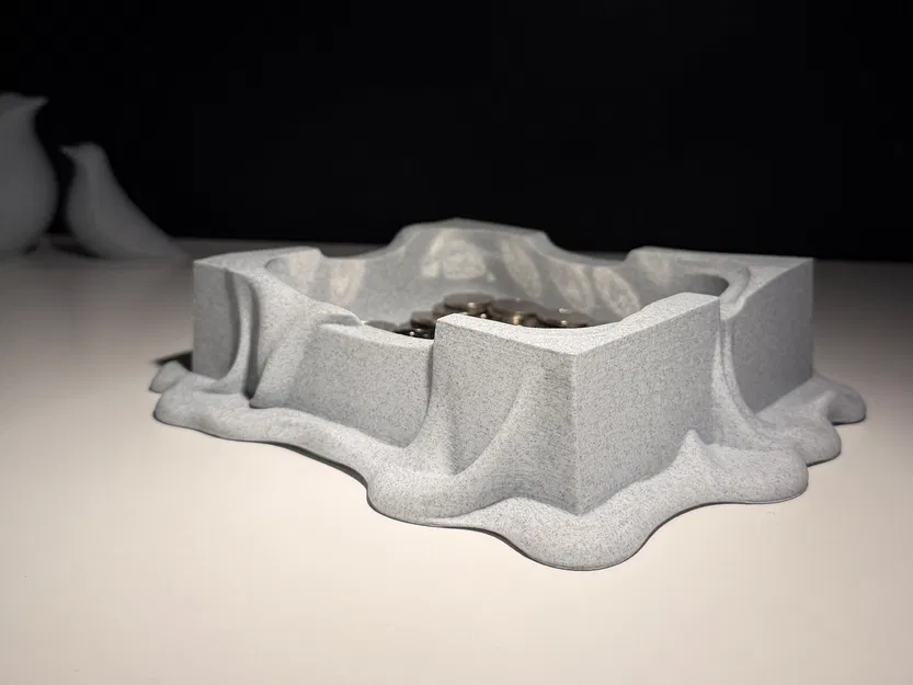 Bát/Khay đựng đồ Melted Catchall Bowl - Image 1