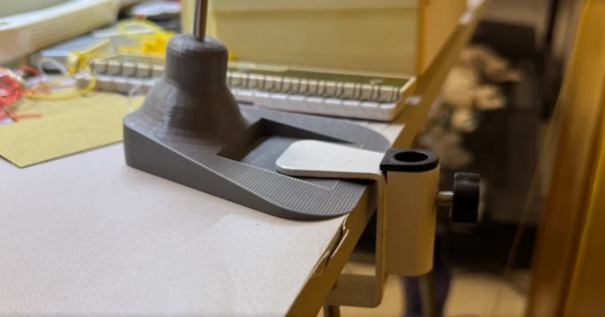 Giá đỡ cột căng sợi cho bộ đổi màu Silver Reed - Image 1