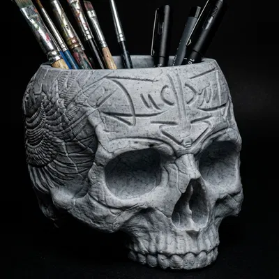 Chân Cắm Bút Đầu Lâu Cổ Điển | Hộp Đựng Đồ Văn Phòng Phong Cách Gothic | In 3D Đầu Lâu Giải Phẫu