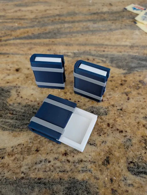 Sách Mini Có Ngăn Bí Mật (Tiny Books with Compartment) - Image 1