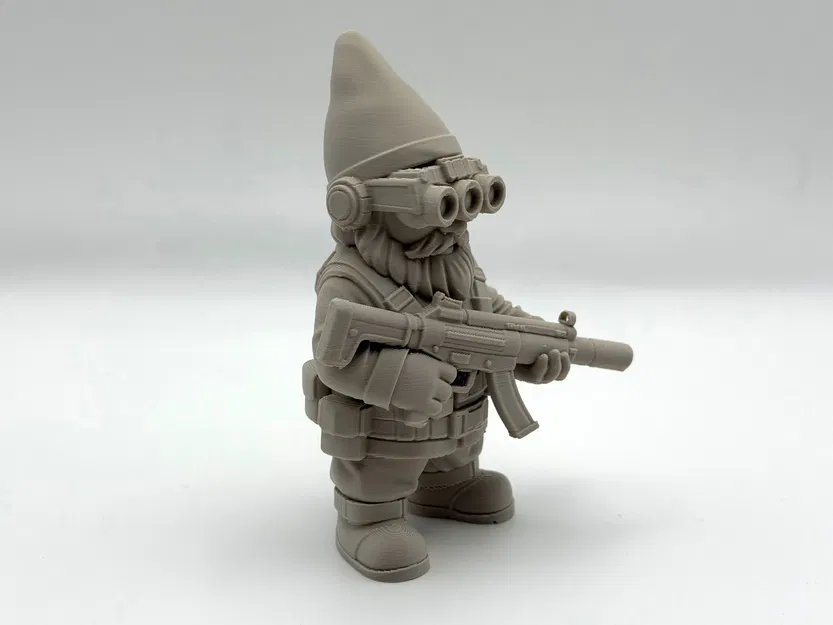 Tactical MP5 Gnome - Image 4