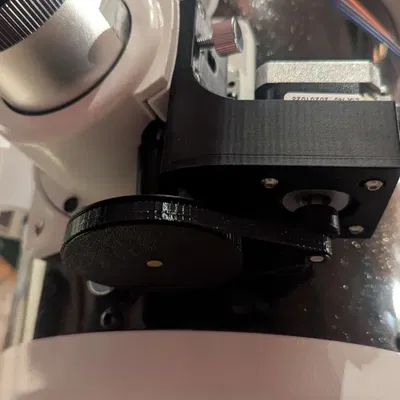 Giá đỡ focuser cho kính thiên văn Skywatcher