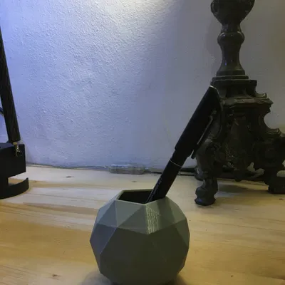 Bình cây (plants vase) thiết kế tam giác