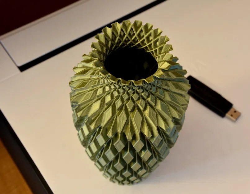 Vase 935 – Bình hoa lục giác trang trí - Image 2