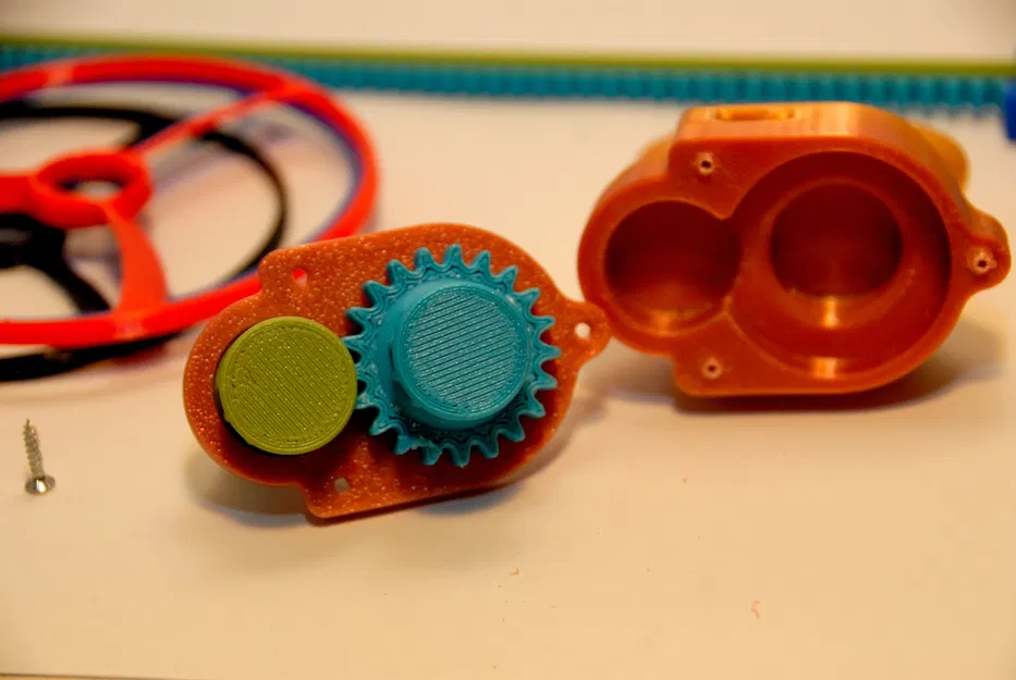 Triplecopter – Đồ chơi bánh răng 3 cánh quạt bay - Image 5