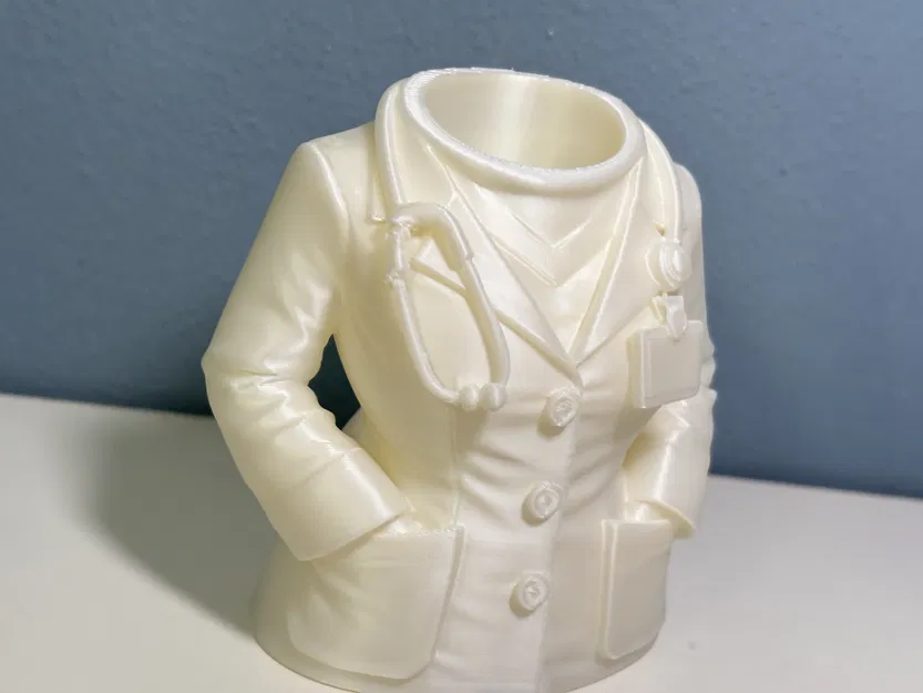 Kệ cắm bút áo blouse bác sĩ nữ – Organizer bàn làm việc thanh lịch cho nữ ngành y - Image 7