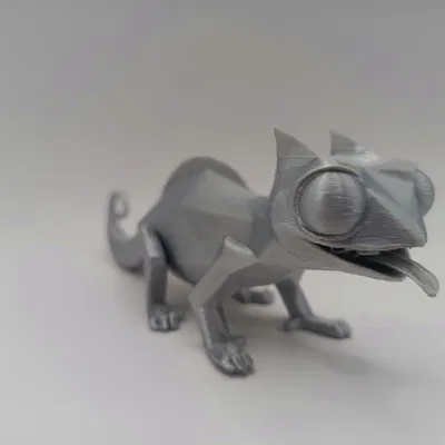 Cartoon Chameleon – Tắc kè hoa hoạt hình để bàn