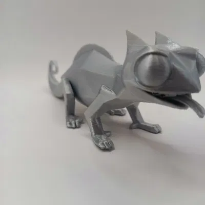 Cartoon Chameleon – Tắc kè hoa hoạt hình để bàn