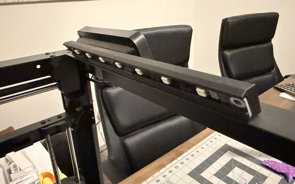 Mod giá đỡ đèn LED Flash forge Ad5X/5m (thêm chữ) - Image 2