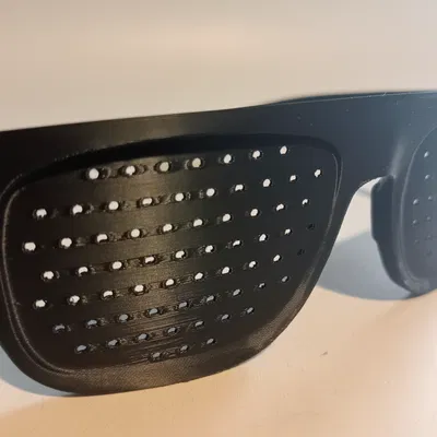 Stenopeic - Kính Pinhole không cần support (Supportless)