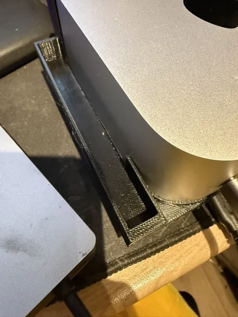 Chân đế Mac mini M4 kèm khay giữ USB hub - Image 5