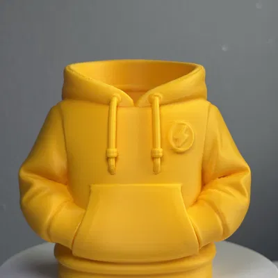 Hộp Cắm Bút Hoodie – Organizer Bàn Làm Việc Phong Cách Thể Thao