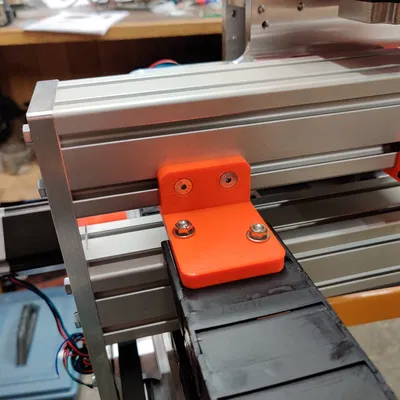 Volksfräse VF1 – Schleppkette IGUS 61mm