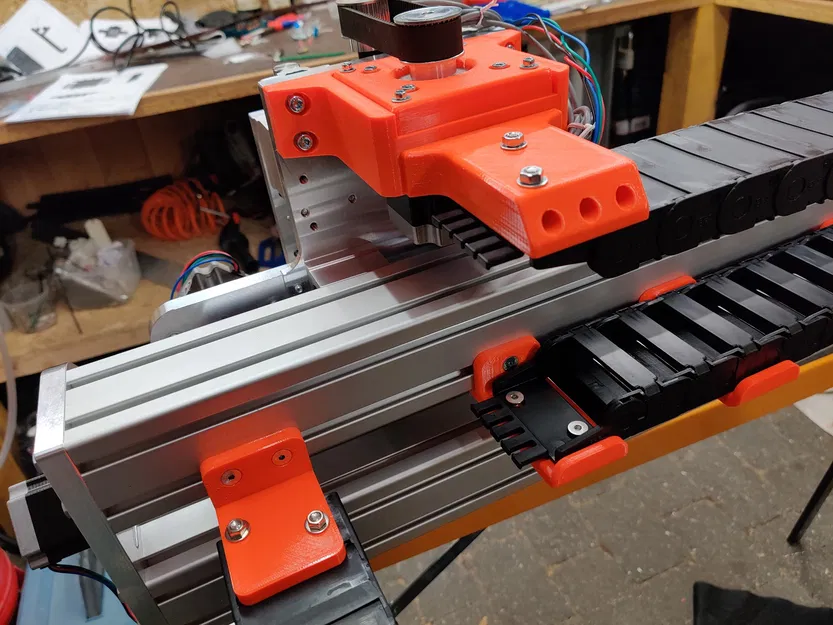 Volksfräse VF1 – Schleppkette IGUS 61mm - Image 5