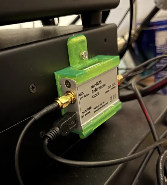 Giá đỡ Leo Bodnar MINI GPS cho Icom IC-9700 (IC9700/9700) - Image 1