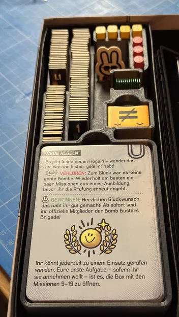 Bomb Busters Insert und Display Stand (Khay insert & chân trưng bày) - Image 6