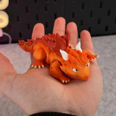 Rồng Nhỏ Khớp Nối (Articulated Small Dragon)