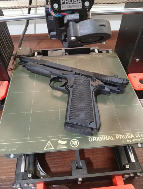 Súng lục Beretta (Prop Gun) – Mẫu in 3D mô-đun (không hoạt động) - Image 9