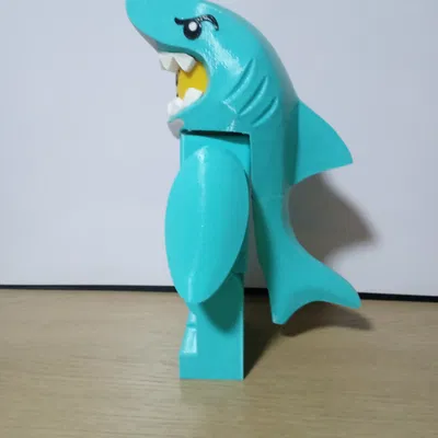 Mô hình Shark Suit Giant Minifig