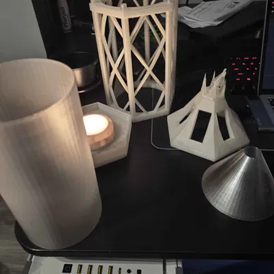 Đèn Gothic Lamp (in 3D parametric, modular, tối ưu FDM)